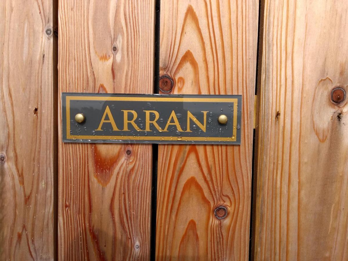 Cleeves Cabins Arran Luxury Lodge With Hot Tub Dalry  Экстерьер фото