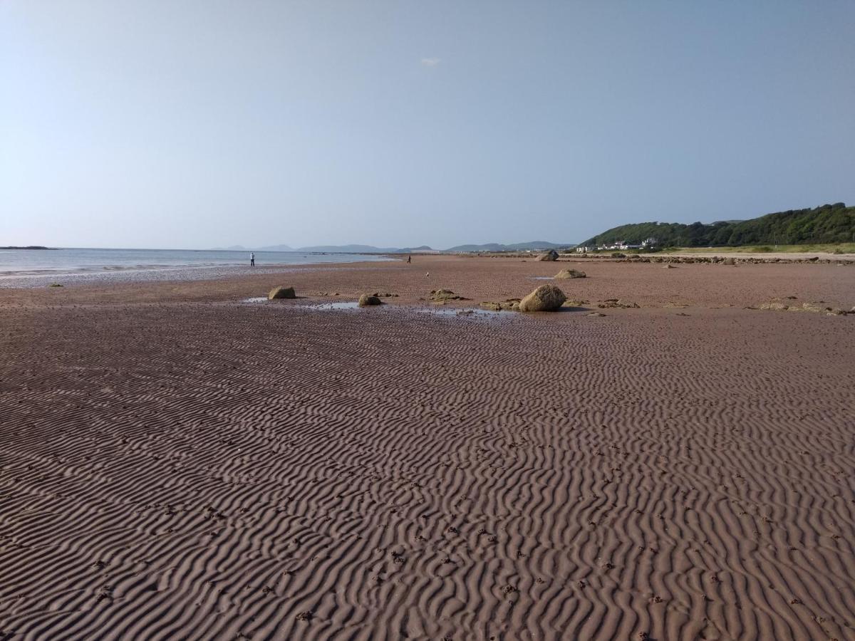 Cleeves Cabins Arran Luxury Lodge With Hot Tub Dalry  Экстерьер фото
